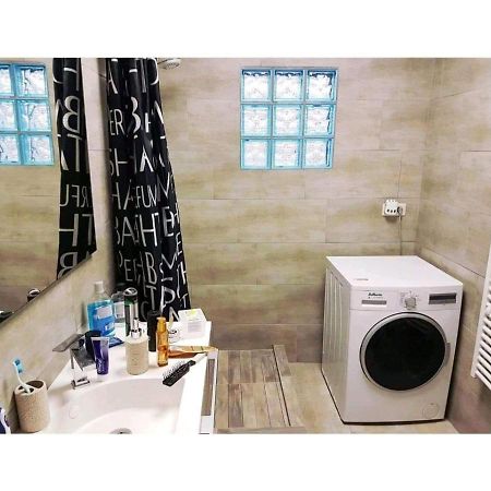 Agreable Chambre Seraing Luaran gambar